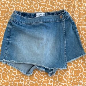 Abercrombie kids skort size 11/12